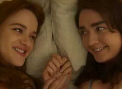 PracticalMagic2_134332399282518512_big-cine_deskt.webp