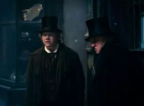 EbenezerAChristmasCarol_134363088232795957_big-cine_deskt.webp