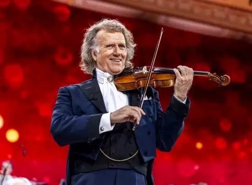 AndrC3A9Rieus2026ChristmasConcertLetItSnow_134362826722744604_big-cine_deskt.webp